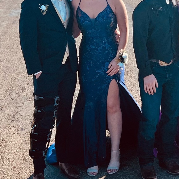 Size 10 Prom Dress - Picture 2 of 4